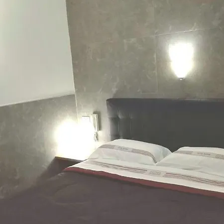 Hotel Suisse 3*