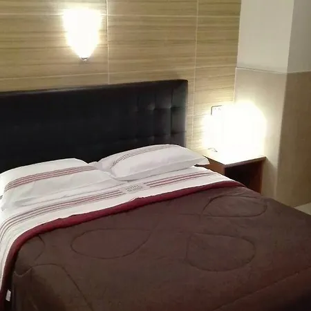 Suisse Hotel 3*